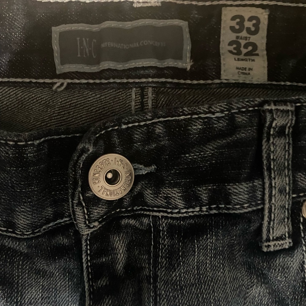 Jeans - Picture 3 of 3